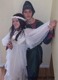 costumes en F&ecirc;te